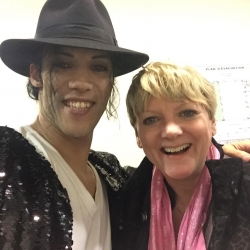 Avec la comédienne Alison Arngrim (Nelly Olson)